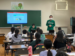 セブンイレブンと学ぼう！ ペットボトルが生まれかわるヒミツ