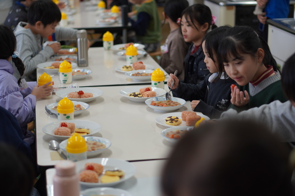 杜若高校　かきつばた食堂
