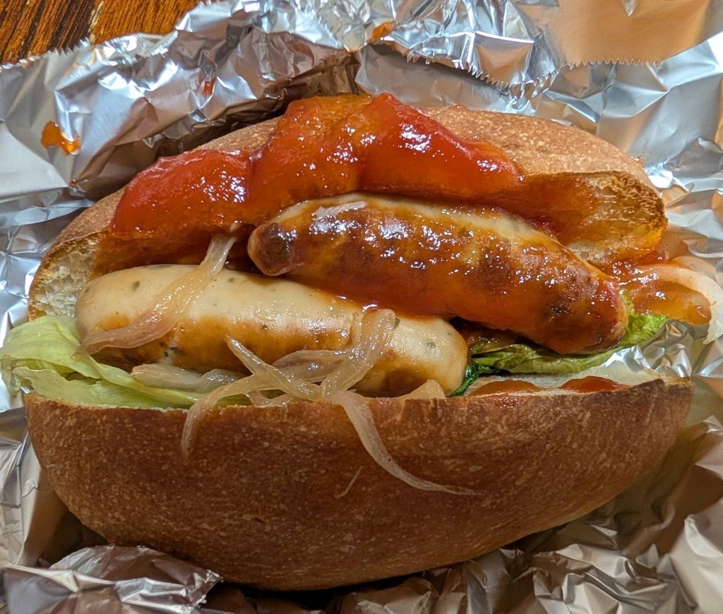 地元の養豚農家からSDGｓを学ぼう！「手作りソーセージとスイカのスムージーでランチタイム♪」